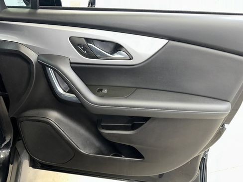 Certified 2024 Chevrolet Blazer LT w/ Convenience Package image 32