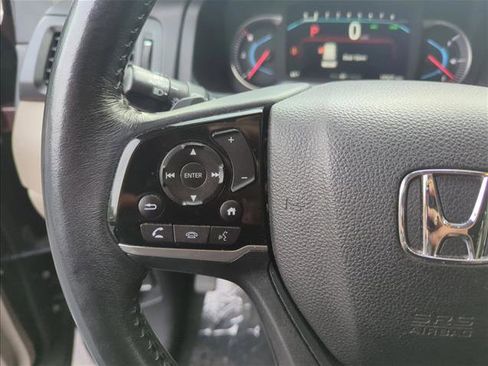 Used 2019 Honda Pilot Touring image 12