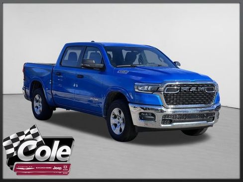Used 2025 RAM 1500 Big Horn AWD/4WD image 1