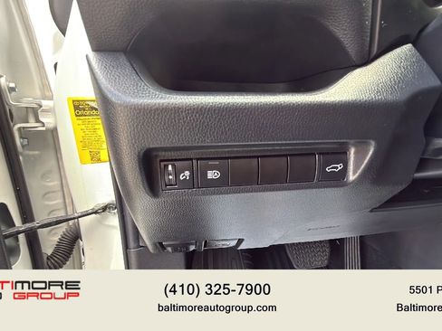 Used 2022 Toyota RAV4 XLE w/ Convenience Package FWD image 39