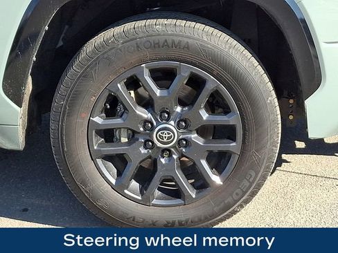 Used 2024 Toyota Tundra Platinum image 12