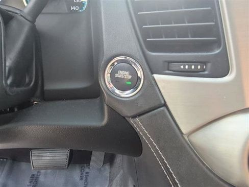 Certified 2020 GMC Yukon Denali w/ Open Road Package image 17