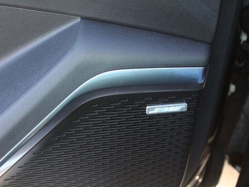 Used 2024 GMC Acadia Denali image 48