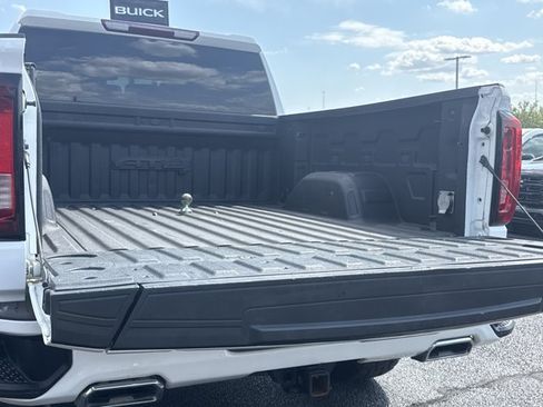 Used 2022 GMC Sierra 1500 AT4 AWD/4WD image 8