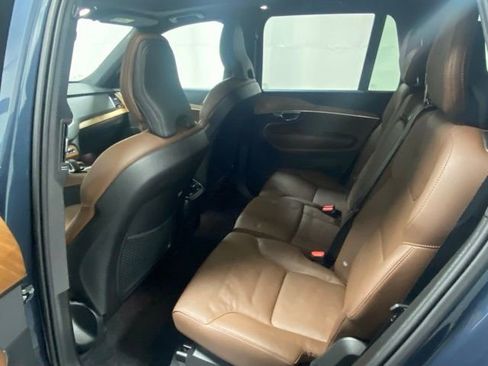 Certified 2025 Volvo XC90 B5 Plus AWD/4WD image 13