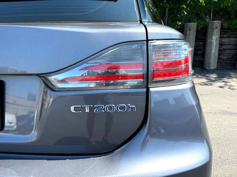 Used 2015 Lexus CT 200h image 12
