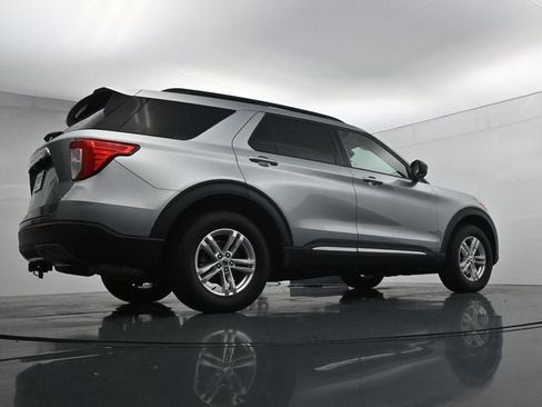 Certified 2022 Ford Explorer XLT w/ Equipment Group 202A AWD/4WD image 43