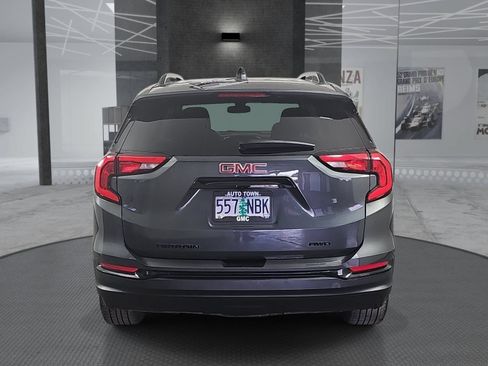 Used 2021 GMC Terrain SLE w/ Elevation Edition AWD/4WD image 6