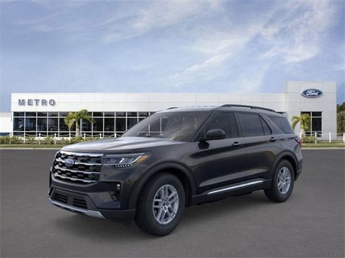 New 2025 Ford Explorer Active w/ Active Comfort Package image 1