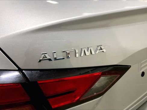 Used 2022 Nissan Altima 2.5 SV image 10