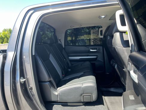 Used 2021 Toyota Tundra Limited w/ Limited Premium Package AWD/4WD image 27