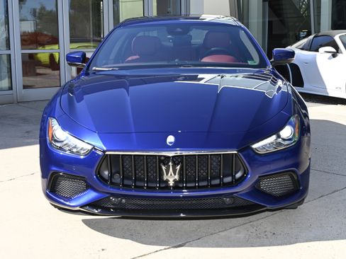 Certified 2022 Maserati Ghibli Modena Q4 image 2