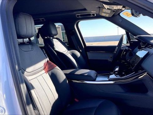 New 2026 Land Rover Range Rover Sport Dynamic SE image 12