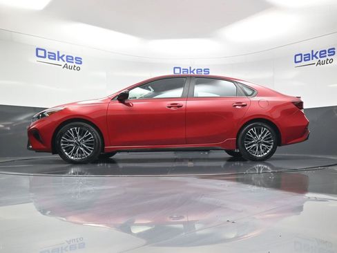 Certified 2024 Kia Forte GT-Line w/ GT-Line Premium Package image 41