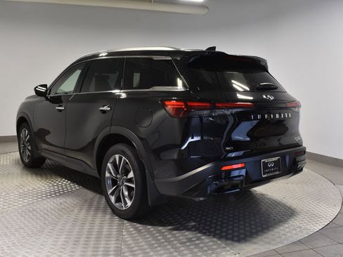 Certified 2025 INFINITI QX60 Luxe w/ Vision Package image 6