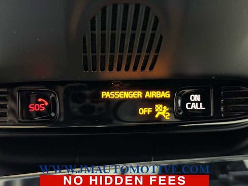 Used 2020 Volvo XC40 T5 R-Design image 33