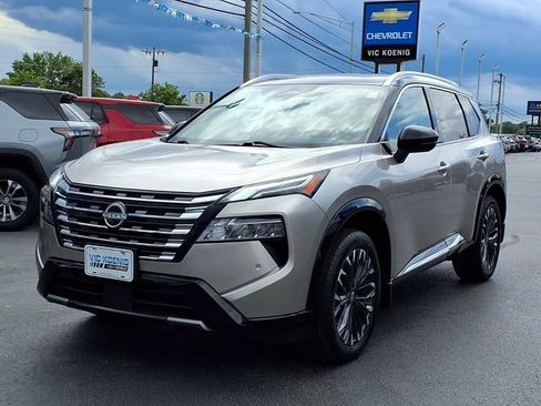Used 2024 Nissan Rogue Platinum w/ Platinum Premium Package AWD/4WD image 5