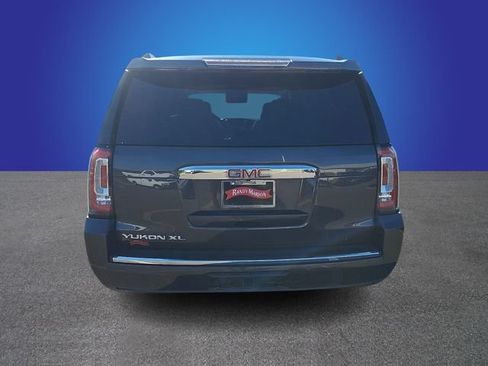 Used 2018 GMC Yukon XL Denali w/ Denali Ultimate Package AWD/4WD image 5