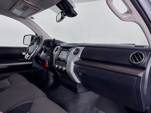 Used 2019 Toyota Tundra SR5 image 29