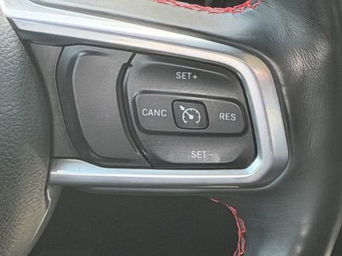 Used 2022 Jeep Gladiator Rubicon w/ Cold Weather Group AWD/4WD image 12