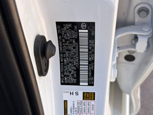 Certified 2022 Toyota Corolla LE FWD image 36