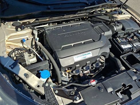 Used 2015 Honda Accord EX-L image 31