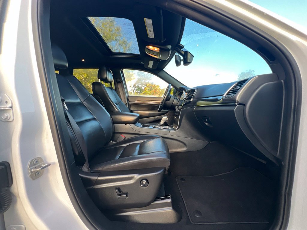 Certified 2020 Jeep Grand Cherokee Limited RWD image 28