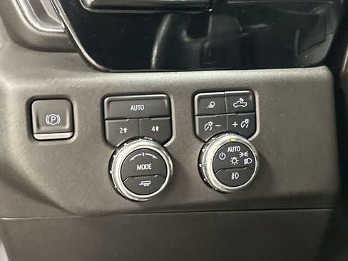 Used 2024 GMC Sierra 1500 SLT AWD/4WD image 19