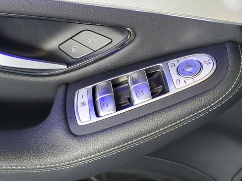 Used 2022 Mercedes-Benz GLC 300 image 15