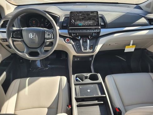 New 2026 Honda Odyssey EX-L image 10