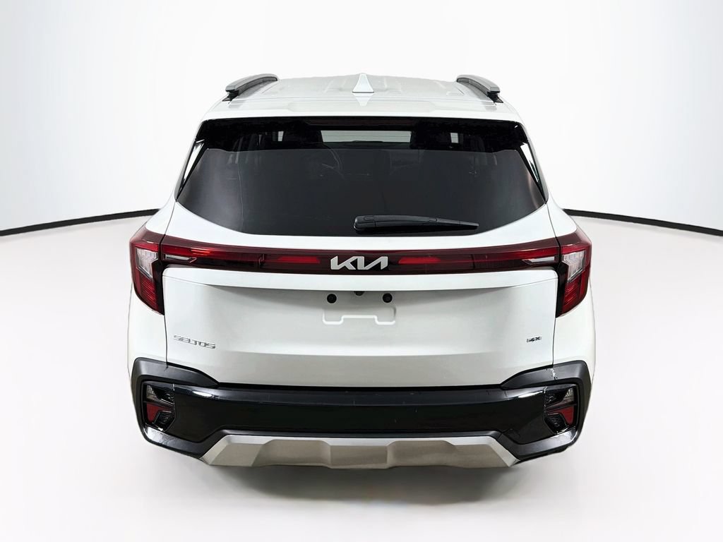 Used 2024 Kia Seltos S AWD/4WD image 6