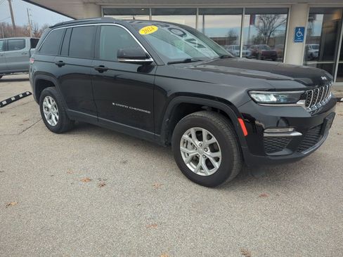 Used 2024 Jeep Grand Cherokee Limited image 9
