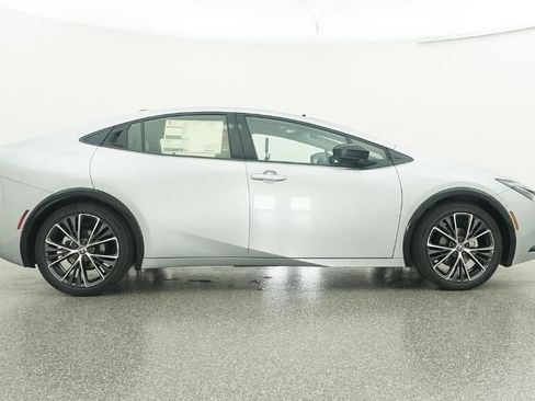 New 2026 Toyota Prius Limited image 27