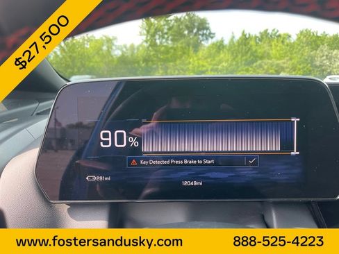Used 2024 Chevrolet Equinox EV RS w/ LPO, Trailering Package FWD image 8