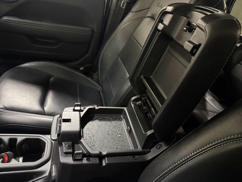 Used 2023 Jeep Wrangler Sahara w/ Cold Weather Group image 36