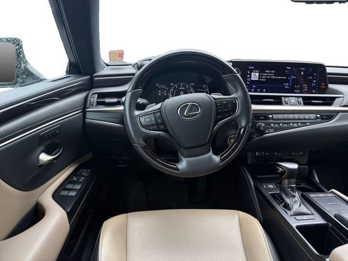 Used 2020 Lexus ES 350 w/ Premium Package FWD image 12
