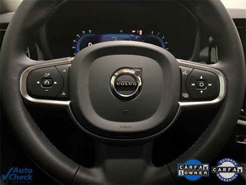 Used 2025 Volvo S60 B5 Core image 31