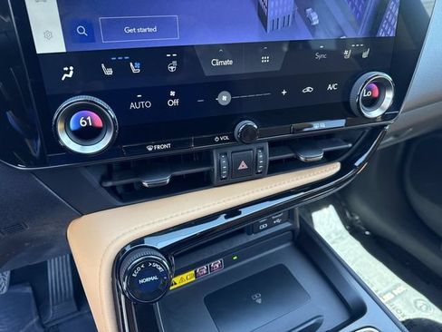 Used 2022 Lexus NX 350h AWD image 19