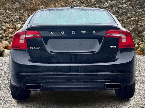 Used 2015 Volvo S60 T5 Premier image 4