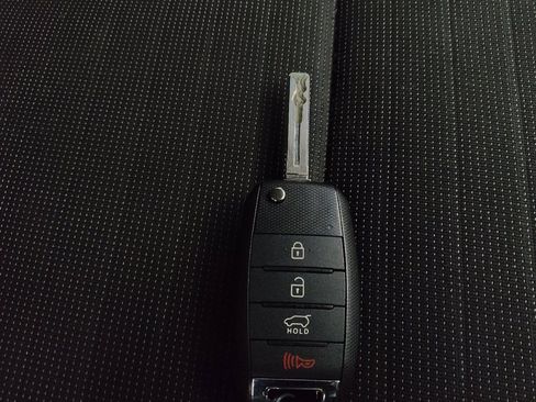 Used 2017 Kia Sportage LX FWD image 32