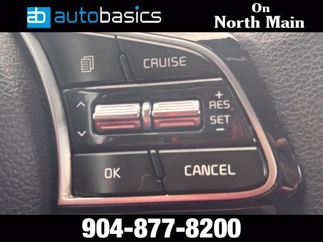 Used 2020 Kia Forte LXS FWD image 27