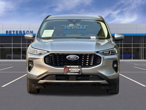 Used 2024 Ford Escape Platinum AWD/4WD image 9