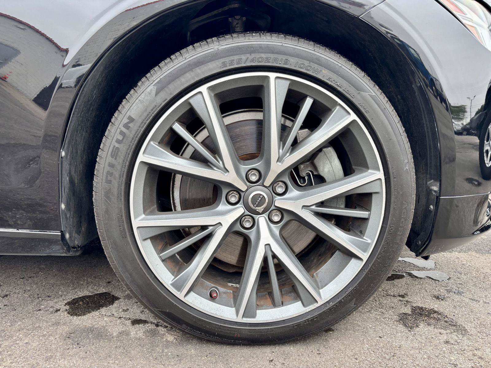 Used 2017 Volvo S90 T6 Momentum w/ Vision Package AWD/4WD image 33