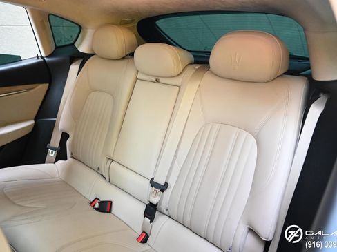 Used 2017 Maserati Levante S image 19