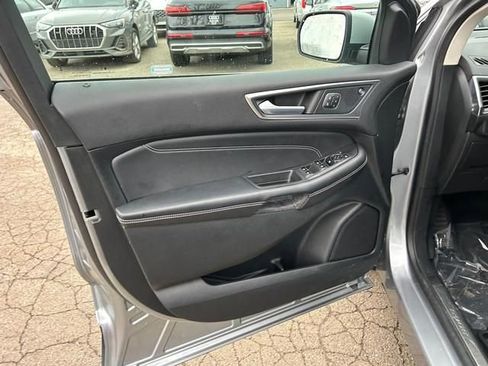 Used 2024 Ford Edge Titanium AWD/4WD image 9