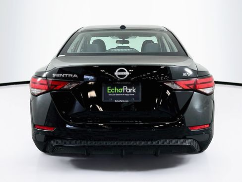 Used 2024 Nissan Sentra SV FWD image 7