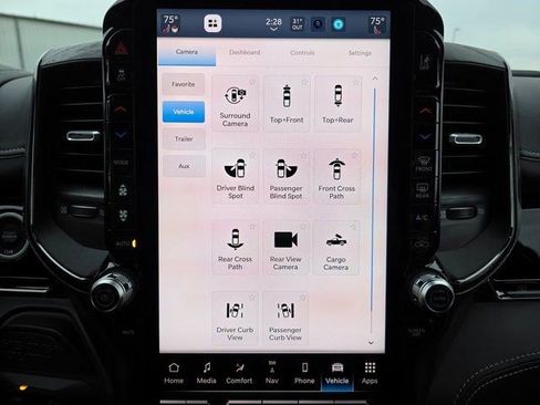 New 2025 RAM 2500 Limited AWD/4WD image 38