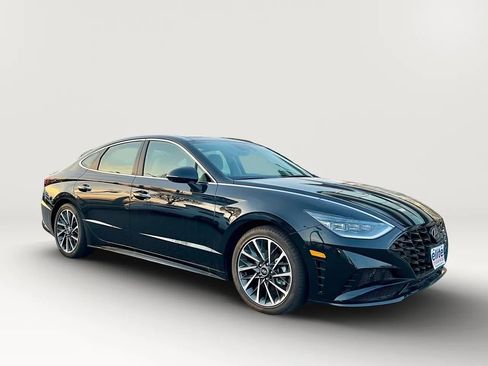 Used 2022 Hyundai Sonata Limited image 1