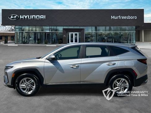 Certified 2026 Hyundai Tucson SE FWD image 8