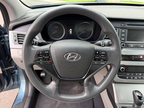 Used 2016 Hyundai Sonata SE FWD image 34